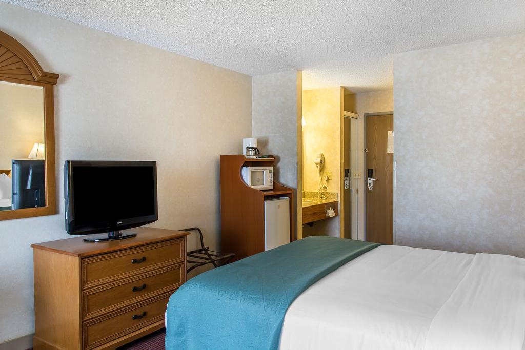 Quality Inn Louisville - Boulder Екстериор снимка